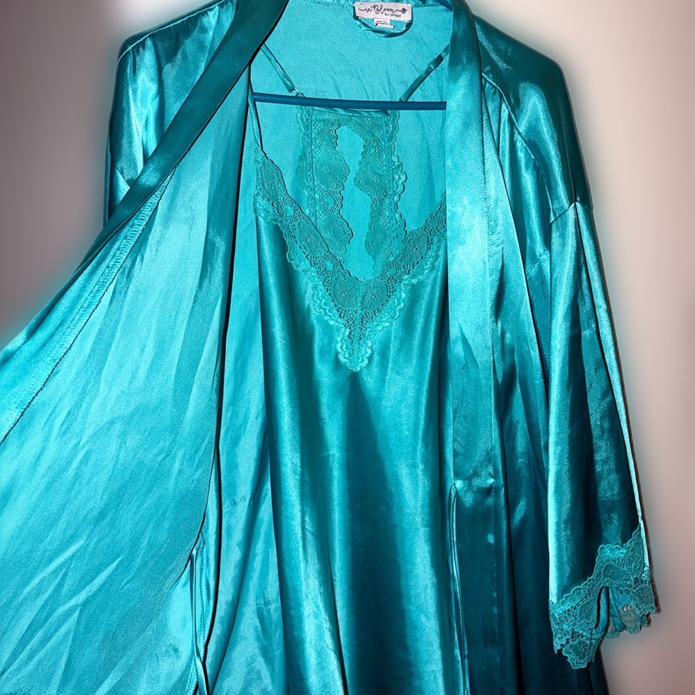 Satin Lace-Trim Robe & Chemise Set in Teal